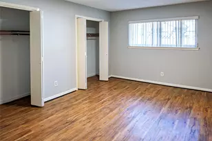 408 Travis St, Webster, TX 77598 - Photo 10