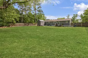 16766 Lake Cir, Conroe, TX 77302 - Photo 20