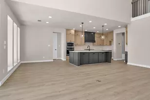 31519 Bluebell Ave, Fulshear, TX 77423 - Photo 2