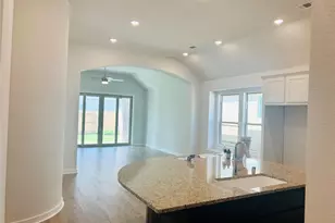 18130 Sunlit Oasis Dr, Webster, TX 77598 - Photo 4