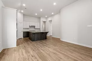18130 Sunlit Oasis Dr, Webster, TX 77598 - Photo 16