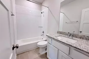 18130 Sunlit Oasis Dr, Webster, TX 77598 - Photo 14