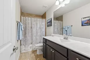 10706 Radiant Realm Dr, Tomball, TX 77375 - Photo 38