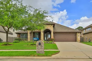 10706 Radiant Realm Dr, Tomball, TX 77375 - Photo 2