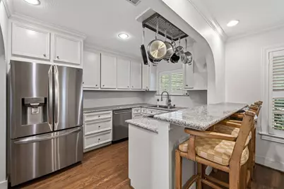 6111 Wakeforest Avenue, West University Place, TX 77005 - Photo 8
