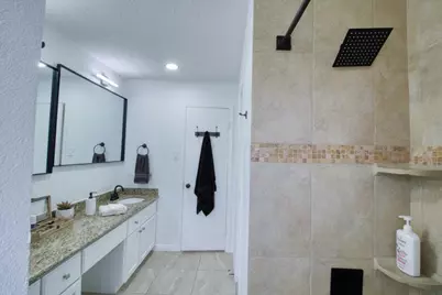 16419 Lost Quail Drive, Houston, TX 77489 - Photo 12