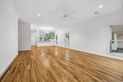 911 Birdsall Street, Houston, TX 77007 - Photo 6