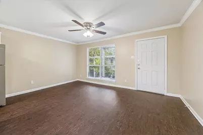 300 Pecore Street #22, Houston, TX 77009 - Photo 2