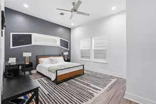 2620 Delafield St, Houston, TX 77023 - Photo 10