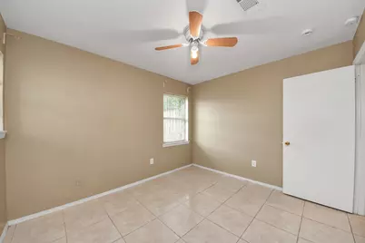 811 Hillcrest Drive, Conroe, TX 77301 - Photo 28