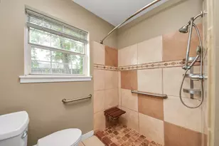 811 Hillcrest Dr, Conroe, TX 77301 - Photo 24