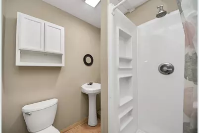 811 Hillcrest Drive, Conroe, TX 77301 - Photo 18