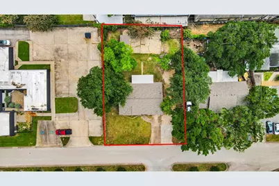 811 Hillcrest Drive, Conroe, TX 77301 - Photo 6
