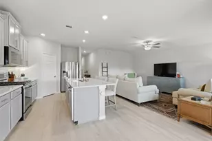 2304 W Winding Pines Dr, Tomball, TX 77375 - Photo 14