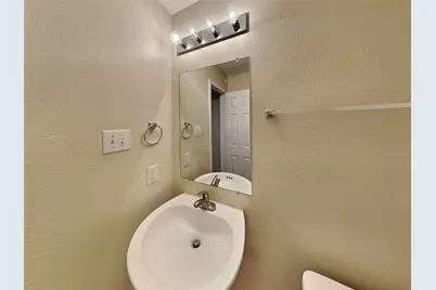 12135 Bradenway Lane, Houston, TX 77089 - Photo 8