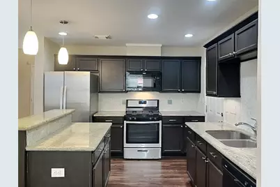 12135 Bradenway Lane, Houston, TX 77089 - Photo 2