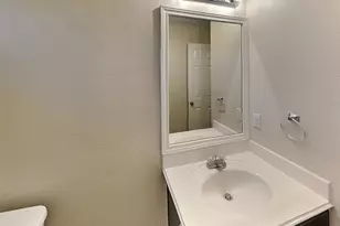 12135 Bradenway Ln, Houston, TX 77089 - Photo 16