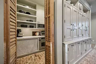 448 Blalock Rd, Houston, TX 77024 - Photo 8