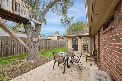 1907 Timber Creek Drive, Pearland, TX 77581 - Photo 30