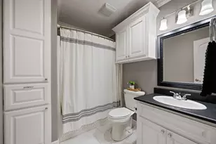 411 E Norris St, El Campo, TX 77437 - Photo 16