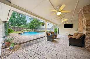 14810 Chadbourne Dr, Houston, TX 77079 - Photo 26