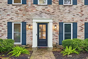 14810 Chadbourne Dr, Houston, TX 77079 - Photo 2