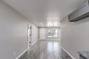 6038 Glenhurst Dr, Houston, TX 77033 - Photo 12