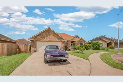 143 Eagle Nest Court, Richwood, TX 77566 - Photo 4