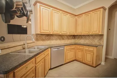 143 Eagle Nest Court, Richwood, TX 77566 - Photo 20