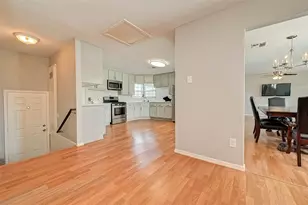 2002 Wimcrest St, Galveston, TX 77551 - Photo 4