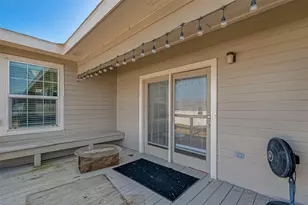 2002 Wimcrest St, Galveston, TX 77551 - Photo 28