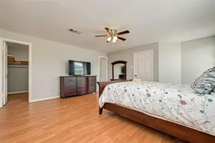 2002 Wimcrest St, Galveston, TX 77551 - Photo 12