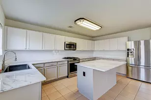 1911 Helvick Blvd, Houston, TX 77051 - Photo 12