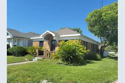 2301 45th Street, Galveston, TX 77551 - Photo 2
