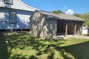 2301 45th St, Galveston, TX 77551 - Photo 10
