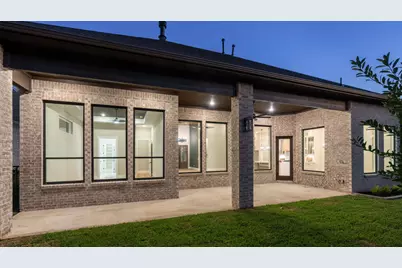 202 Victoria Court, Montgomery, TX 77356 - Photo 2