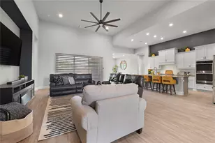 10303 Mesa Dr, Iowa Colony, TX 77583 - Photo 14