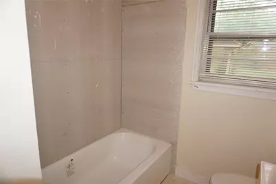 2211 Hialeah Drive, Houston, TX 77018 - Photo 14
