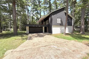 15614 Sunfish Rd, Willis, TX 77318 - Photo 2