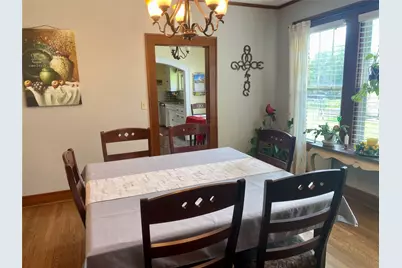 592 E Hempstead Street, Giddings, TX 78942 - Photo 6