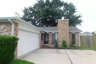 2754 Quarry Hill Rd, Sugar Land, TX 77478 - Photo 2