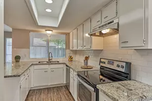 26 W Broken Oak Ct, The Woodlands, TX 77381 - Photo 20