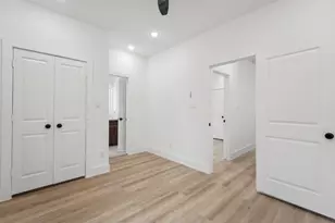 7416 Maxroy St, Houston, TX 77088 - Photo 32