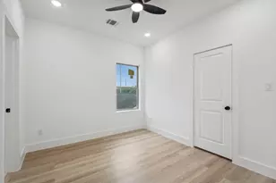 7416 Maxroy St, Houston, TX 77088 - Photo 24
