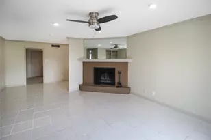 821 S Ripple Creek Dr, Houston, TX 77057 - Photo 2