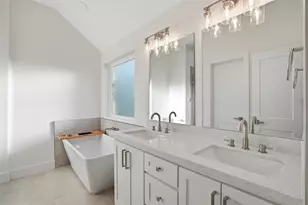9428 Carlow Ln, La Porte, TX 77571 - Photo 18