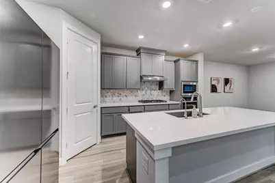 9522 Rialto Creek Drive, Cypress, TX 77433 - Photo 8