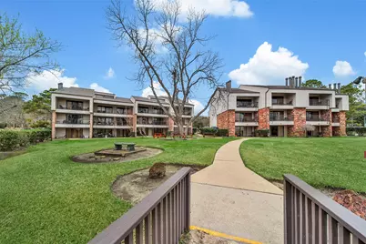 1000 April Sound Boulevard, Conroe, TX 77356 - Photo 2