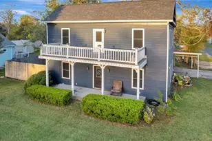 411 S Washington St, El Campo, TX 77437 - Photo 4