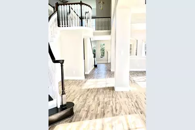 5711 Silver Bay Court, Sugar Land, TX 77479 - Photo 4